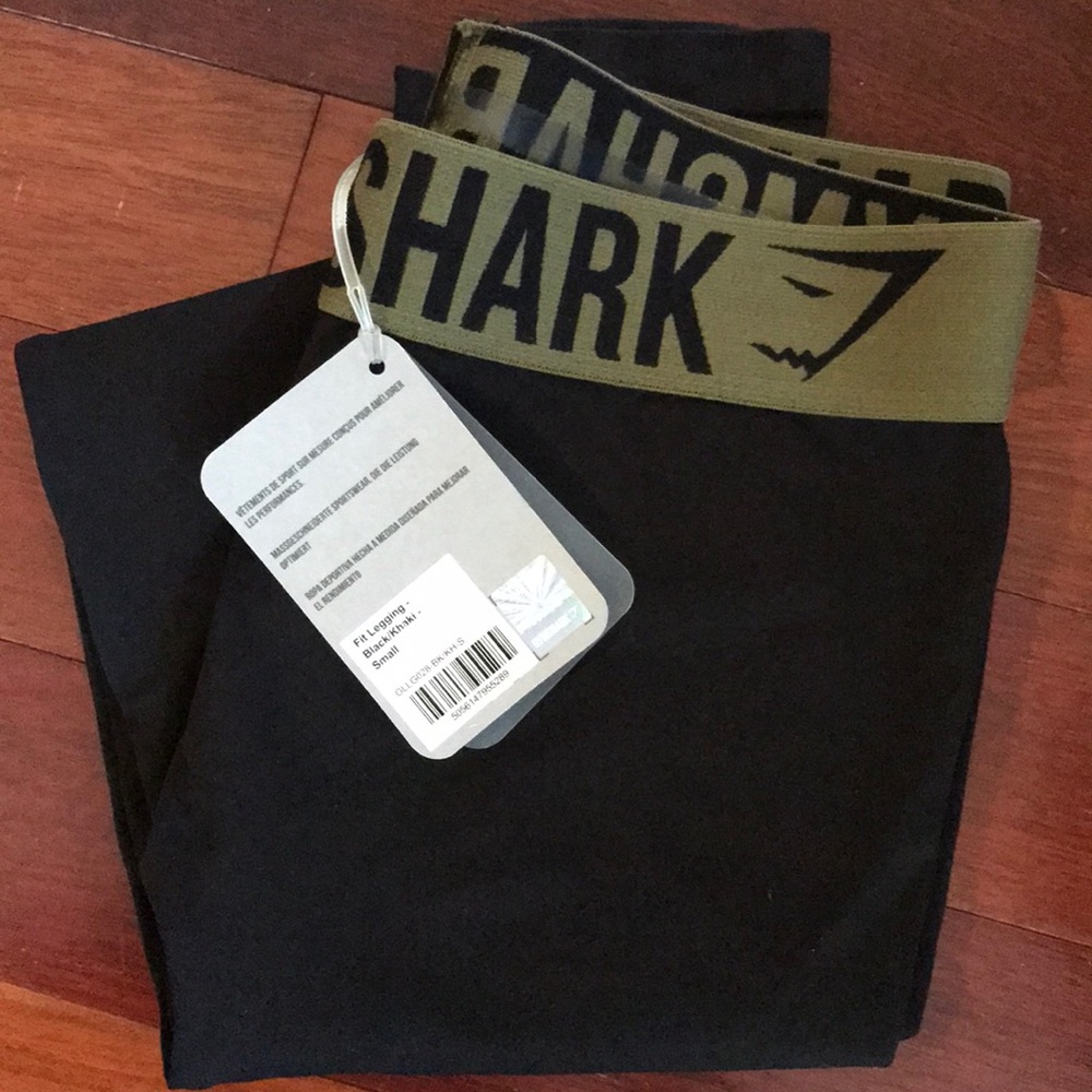 Black/khaki GymShark fit legging